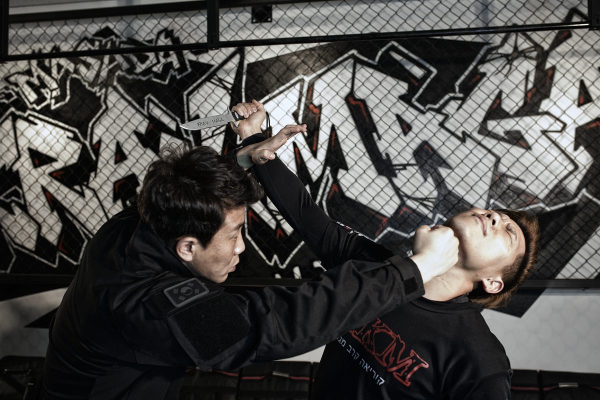 KKM knife-defense technique demonstration